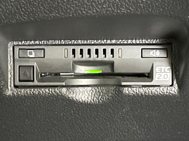 TOYOTA PRIUS 2019 Image 31