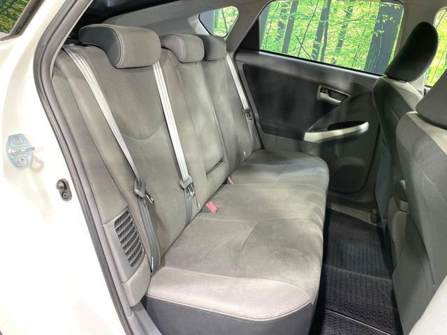 TOYOTA PRIUS 2011 Image 31