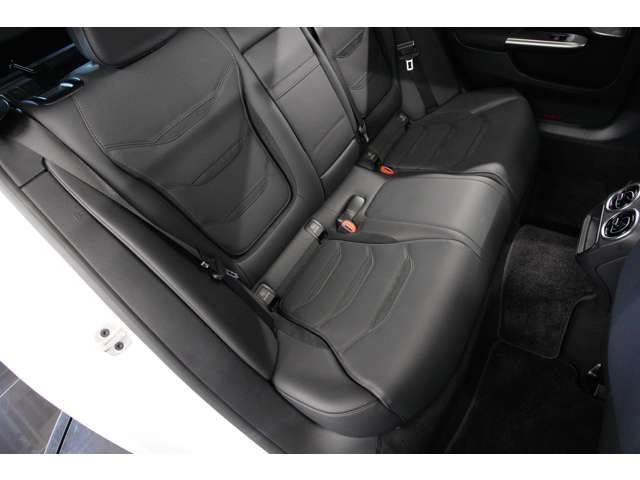 MERCEDES BENZ MERCEDES AMG C STATI 2023 Image 31