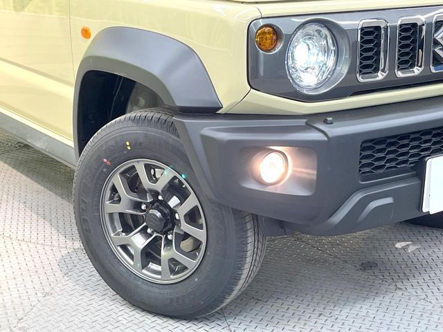 SUZUKI JIMNY NOMADE 2025 Image 31
