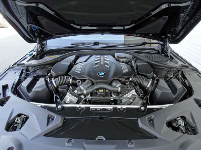 BMW 8SERIES OPEN 2021 Image 31