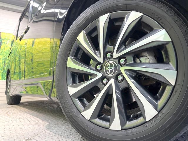 TOYOTA VOXY 2022 Image 31