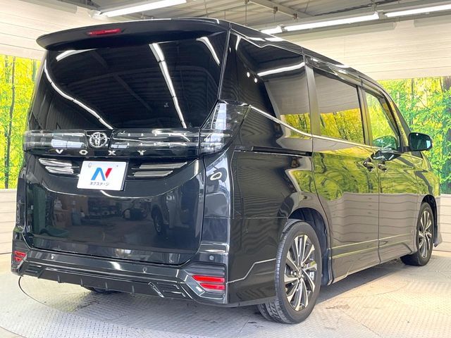 TOYOTA VOXY 2022 Image 31