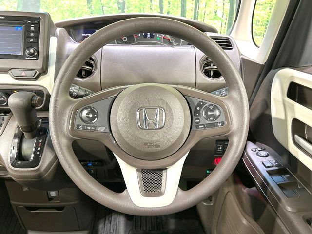HONDA N BOX 2023 Image 31