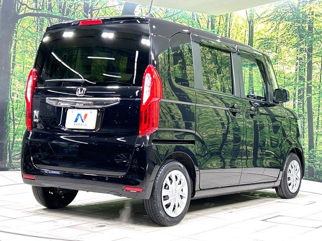 HONDA N BOX 2023 Image 31