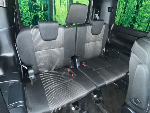 TOYOTA VOXY 2019 Image 31