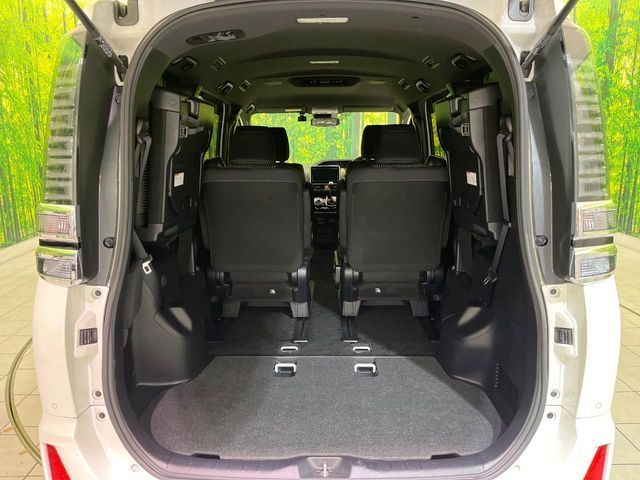 TOYOTA VOXY 2019 Image 31