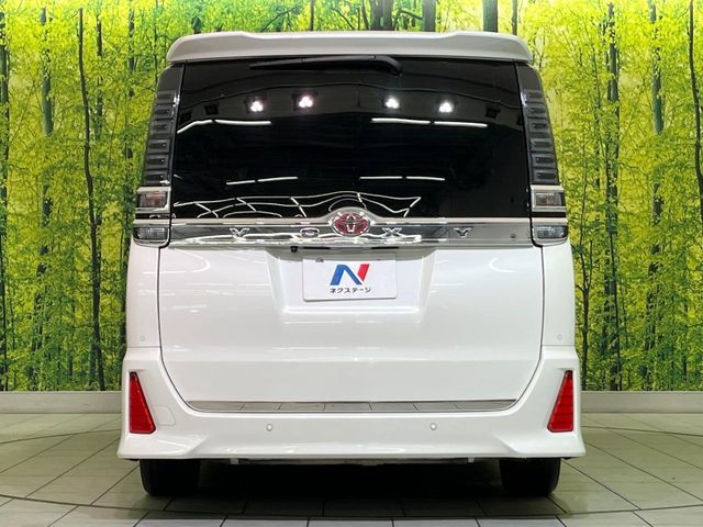 TOYOTA VOXY 2019 Image 31