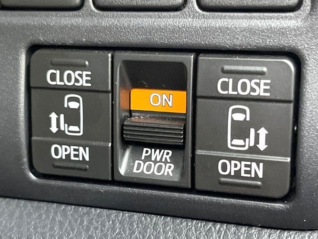 TOYOTA NOAH 2019 Image 31