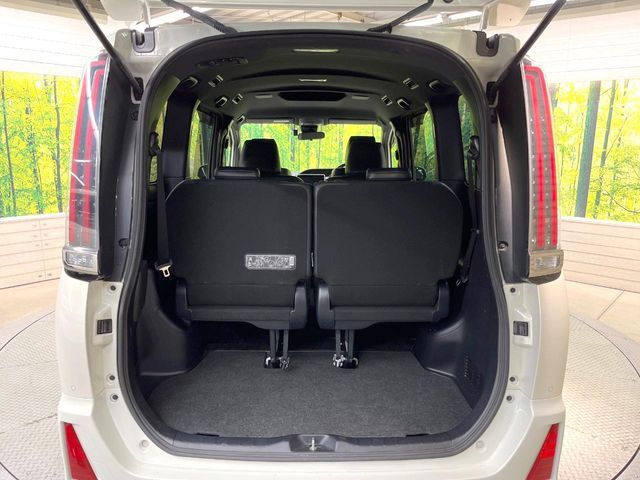 TOYOTA NOAH 2019 Image 31