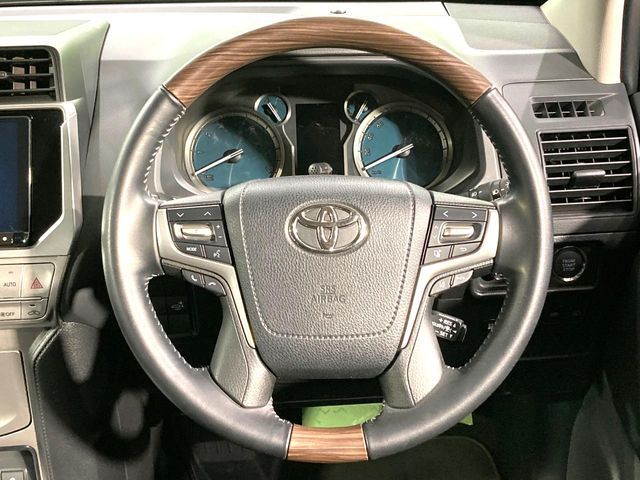 TOYOTA LANDCRUISER PRADO 2021 Image 31