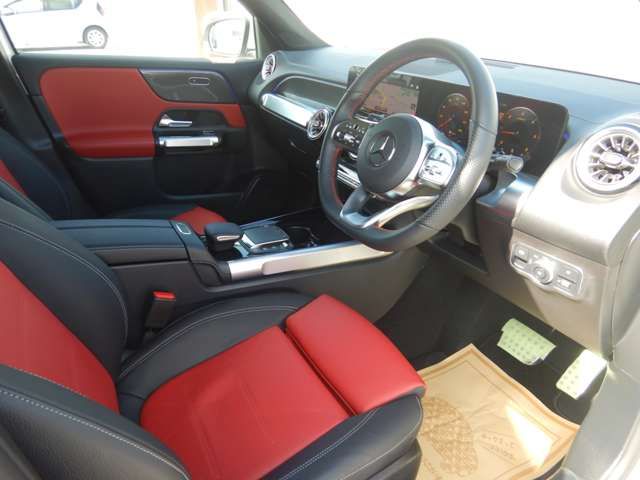 MERCEDES BENZ GLB 2022 Image 31