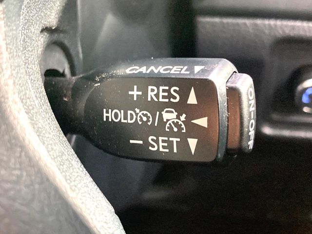 TOYOTA LANDCRUISER PRADO 2023 Image 31