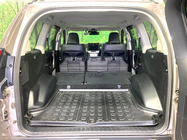 TOYOTA LANDCRUISER PRADO 2023 Image 31