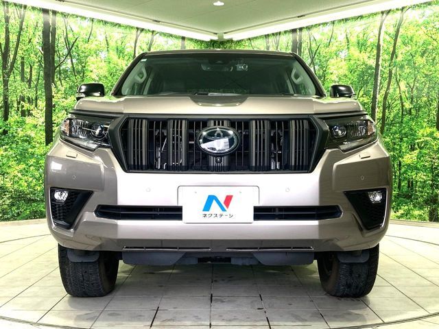 TOYOTA LANDCRUISER PRADO 2023 Image 31