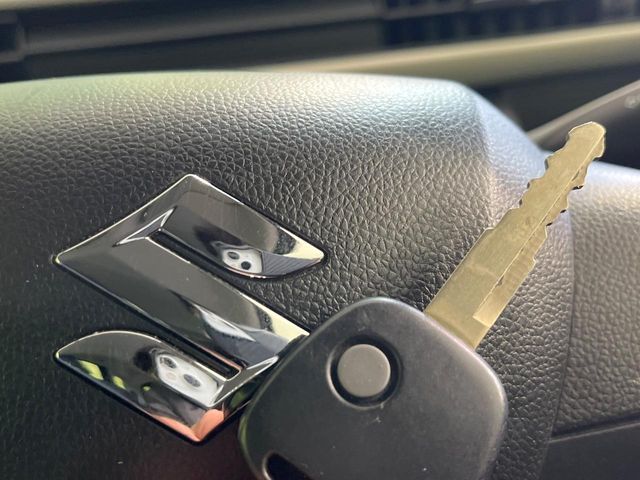 SUZUKI WAGON R 2018 Image 31