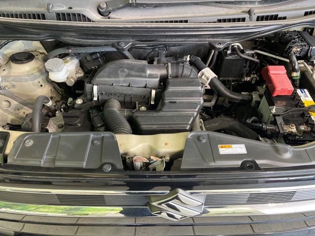 SUZUKI WAGON R 2018 Image 31