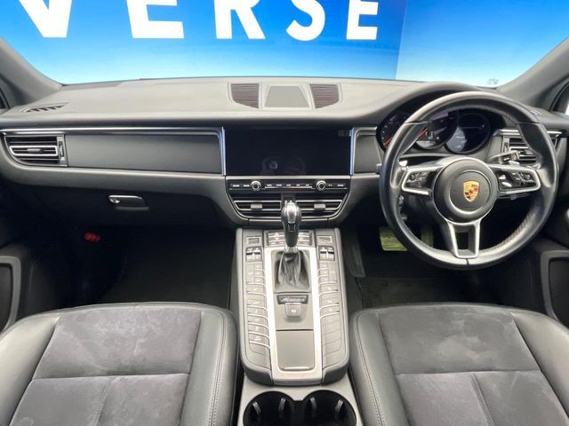 PORSCHE MACAN 2021 Image 31