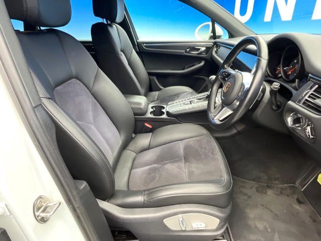PORSCHE MACAN 2021 Image 31
