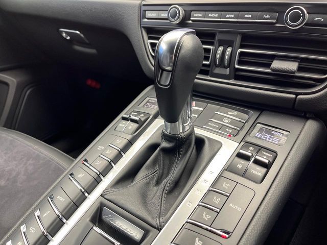 PORSCHE MACAN 2021 Image 31