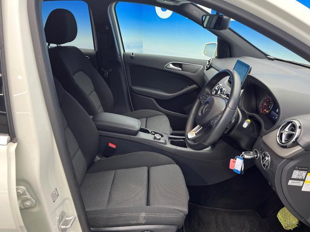 MERCEDES BENZ B CLAS 2017 Image 31