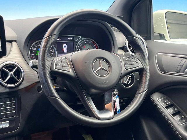 MERCEDES BENZ B CLAS 2017 Image 31