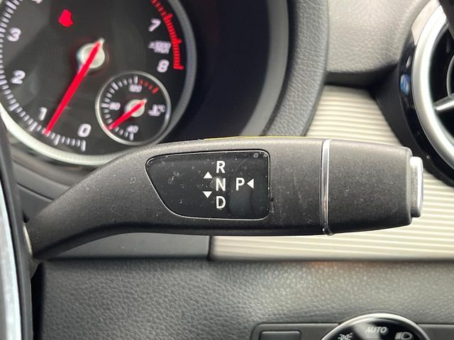 MERCEDES BENZ B CLAS 2017 Image 31