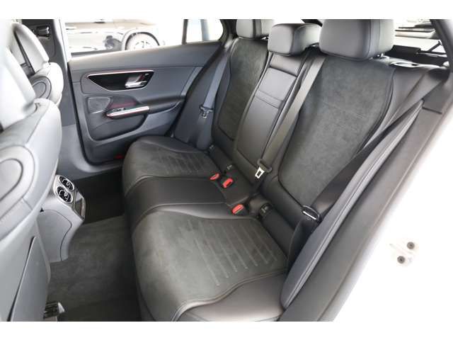 MERCEDES BENZ C CLAS 2025 Image 31