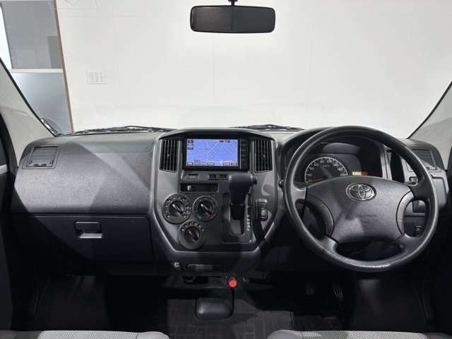 TOYOTA LITEACE VAN 4WD 2015 Image 31