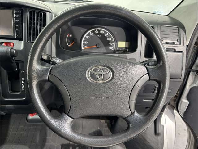 TOYOTA LITEACE VAN 4WD 2015 Image 31