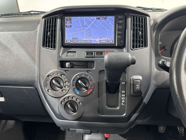 TOYOTA LITEACE VAN 4WD 2015 Image 31