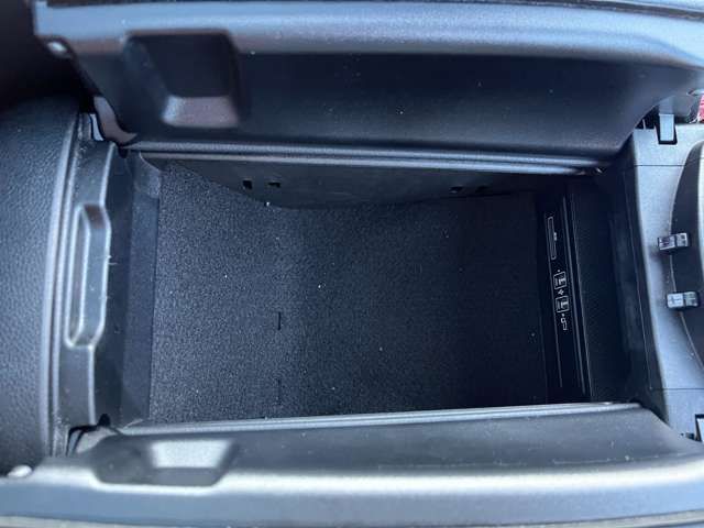 MERCEDES BENZ C CLAS 2021 Image 31