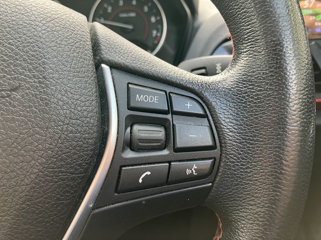 BMW 1SERIES 2017 Image 31