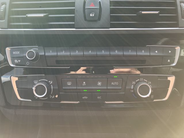 BMW 1SERIES 2017 Image 31