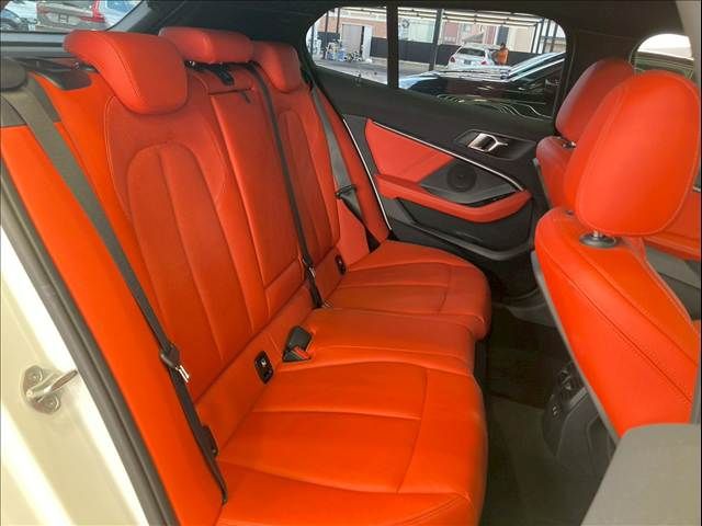 BMW 1SERIES 2020 Image 31