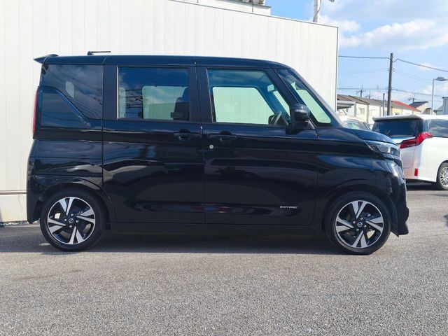 NISSAN ROOX 2023 Image 31