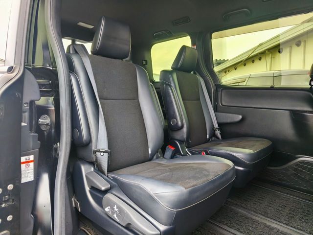 TOYOTA NOAH 2020 Image 31