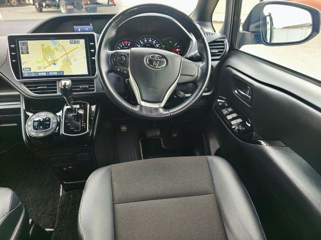 TOYOTA NOAH 2020 Image 31