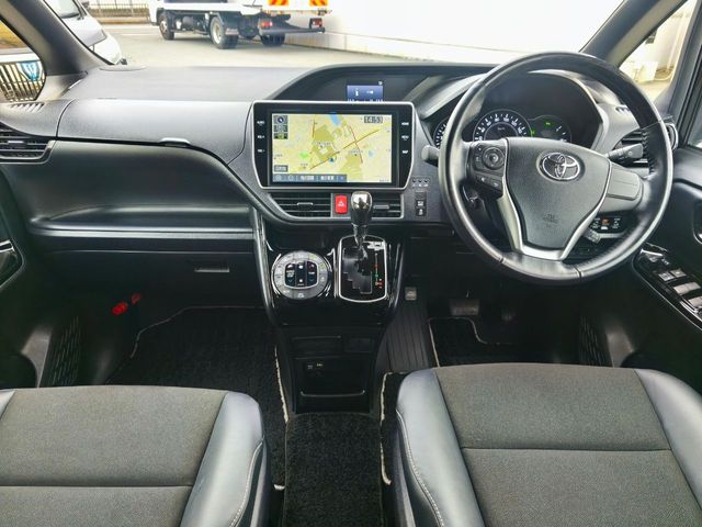 TOYOTA NOAH 2020 Image 31