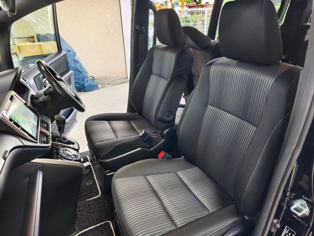 TOYOTA VOXY 4WD 2020 Image 31