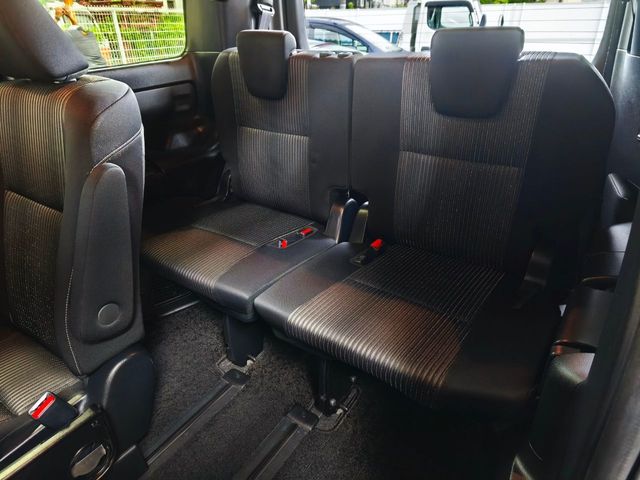 TOYOTA VOXY 4WD 2020 Image 31