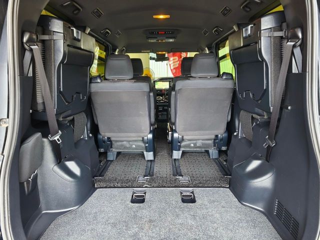 TOYOTA VOXY 4WD 2020 Image 31