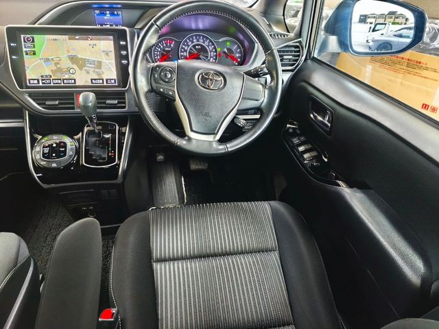 TOYOTA VOXY 4WD 2020 Image 31