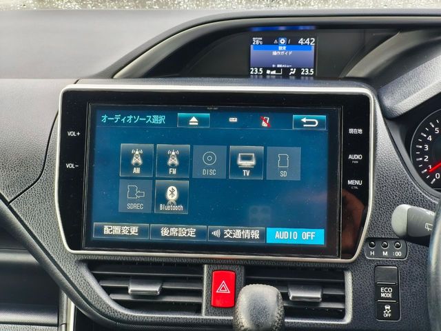 TOYOTA VOXY 4WD 2020 Image 31