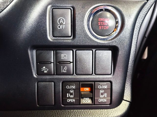 TOYOTA VOXY 4WD 2020 Image 31