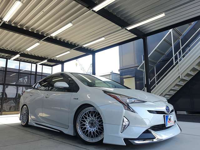 TOYOTA PRIUS 2018 Image 31