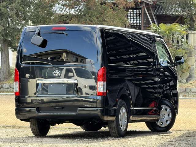 TOYOTA HIACE VAN 2WD 2015 Image 31