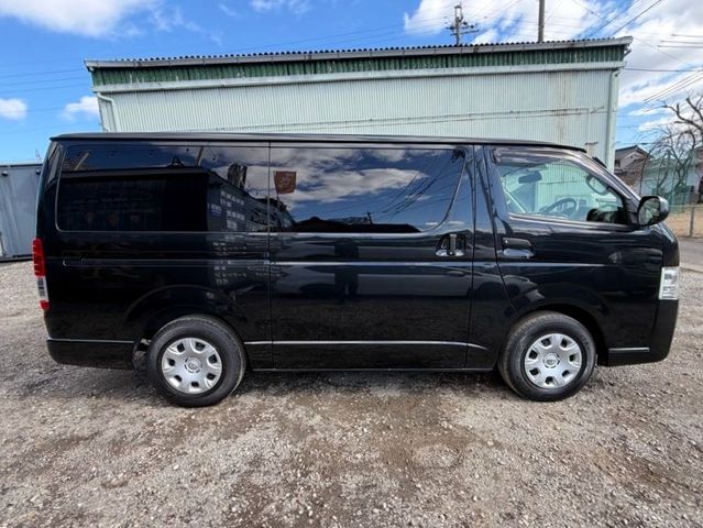 TOYOTA HIACE VAN 2WD 2015 Image 31