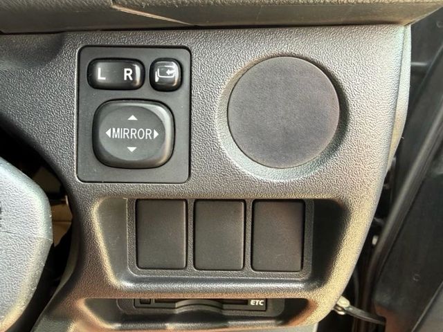 TOYOTA HIACE VAN 2WD 2015 Image 31