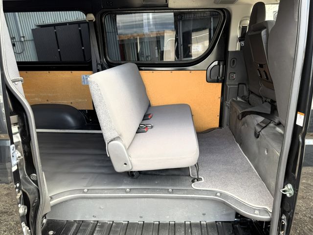 TOYOTA HIACE VAN 2WD 2015 Image 31